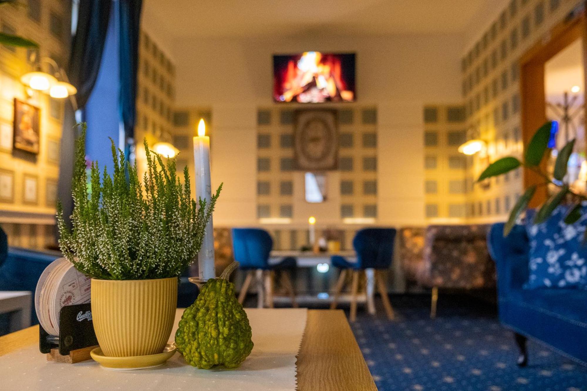 Hotel Tommy Wellness & Spa Náchod Екстериор снимка