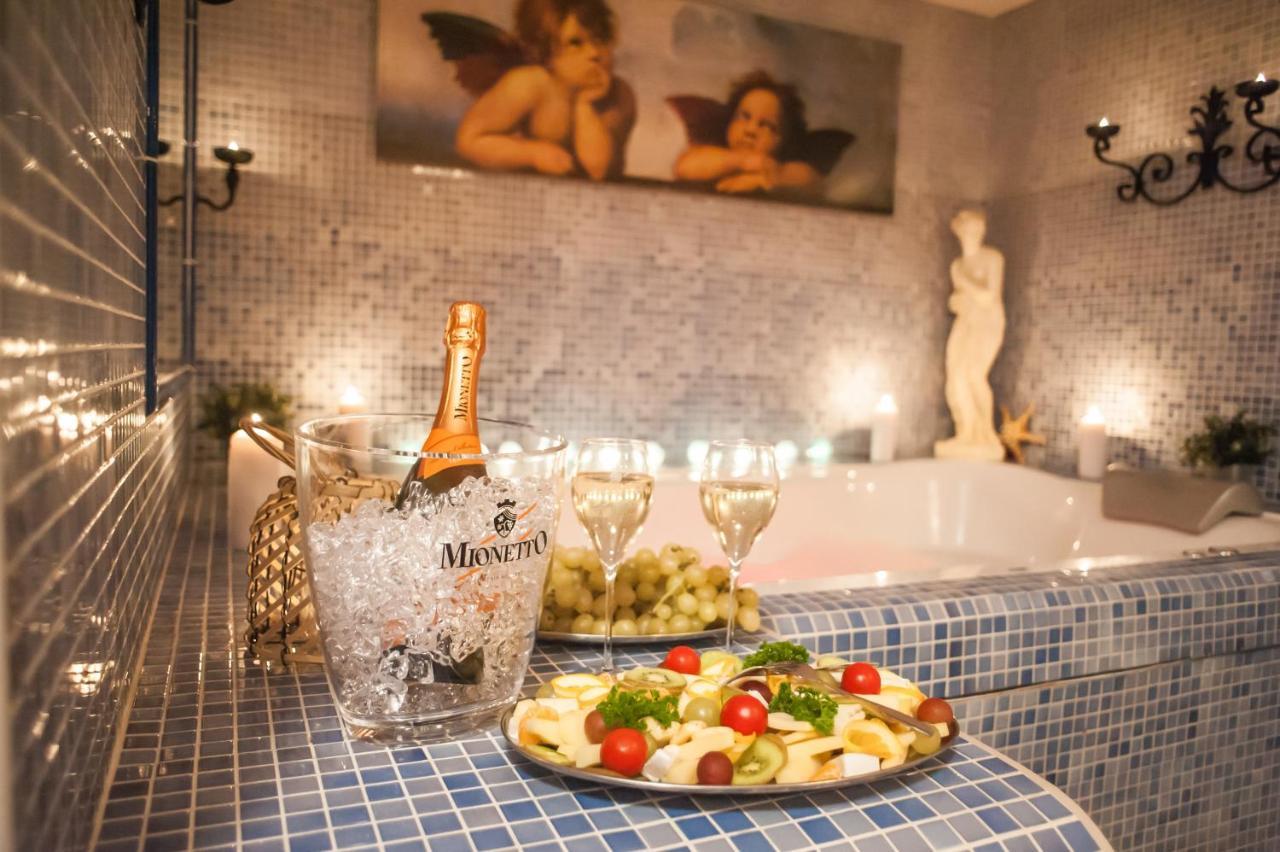 Hotel Tommy Wellness & Spa Náchod Екстериор снимка